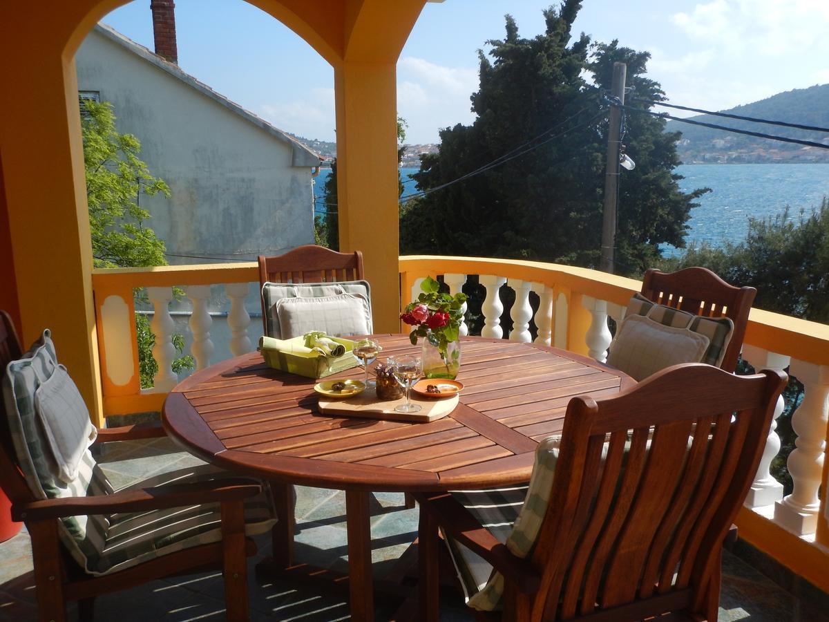 Apartments Val'S Osljak Преко Экстерьер фото