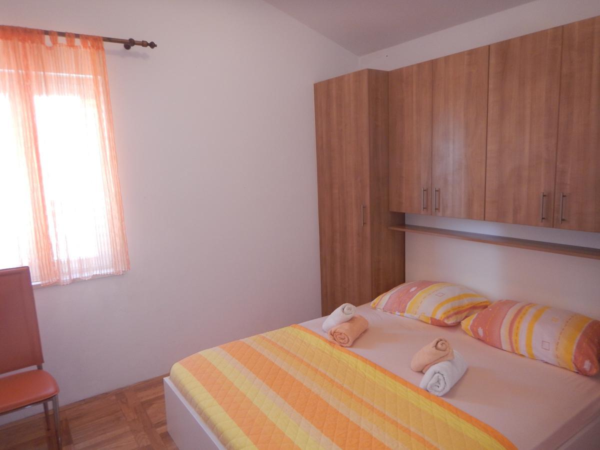 Apartments Val'S Osljak Преко Экстерьер фото